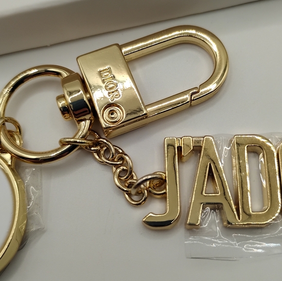 Dior Gold J'adore Charm Key Holder - Picture 3 of 5